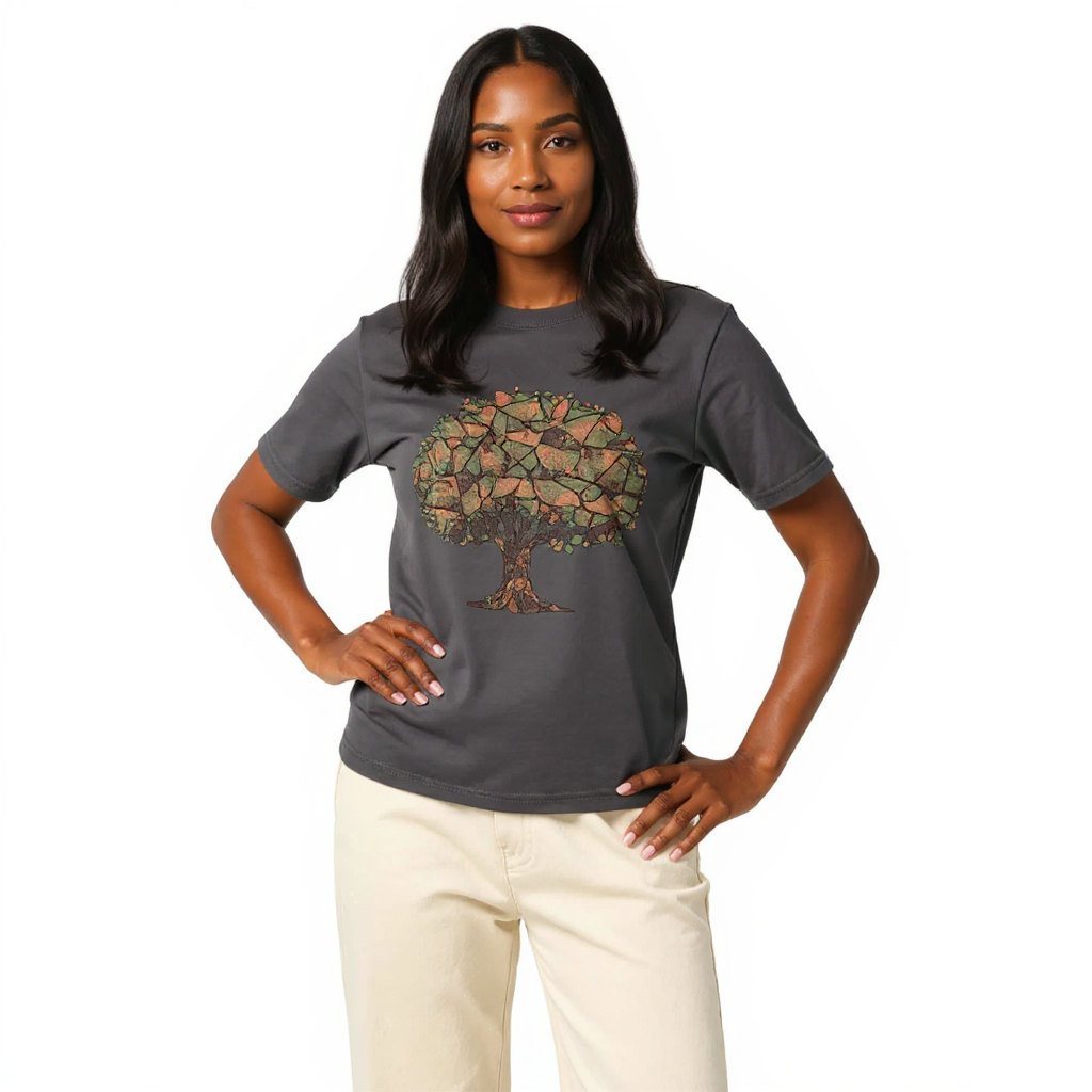 Unisex vintage-style garment dyed t-shirt in organic cotton, relaxed fit, washed look, perfect for casual or styled looks.